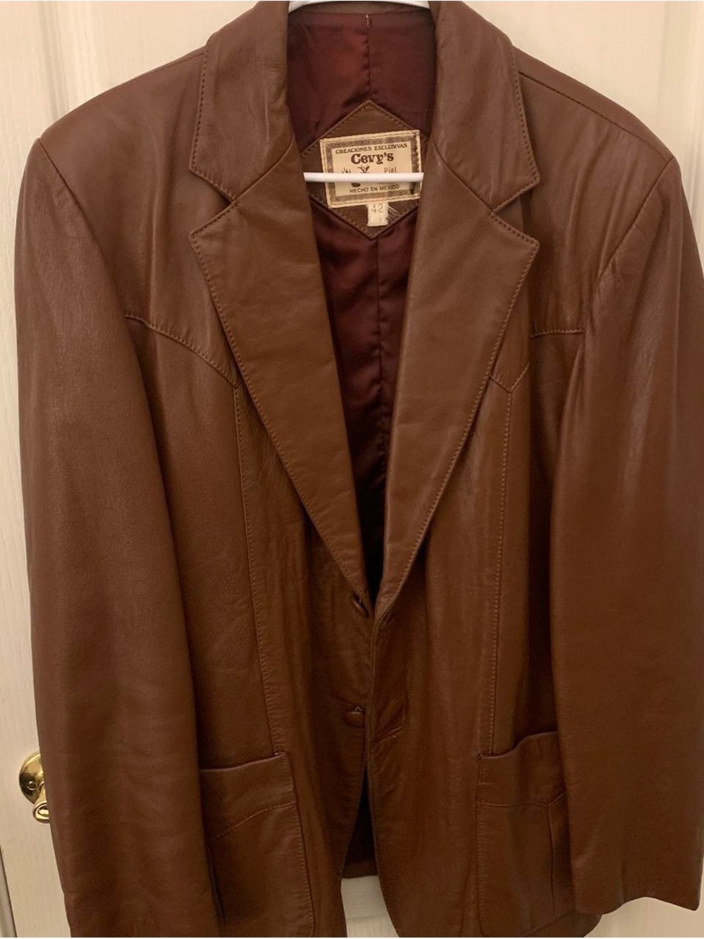 Dark cherry creaciones exclusivas Mexican leather jacket